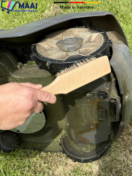 Garden lawnmower  brush