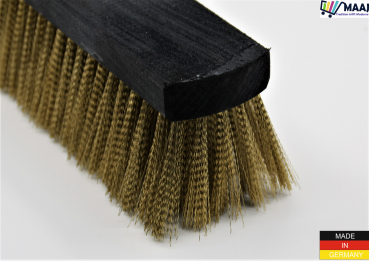 large scratch broom with brass wire placement